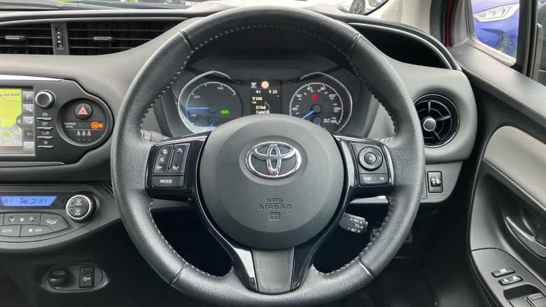 Toyota Yaris 1.5 Hybrid Icon Tech 5dr CVT Hybrid Hatchback